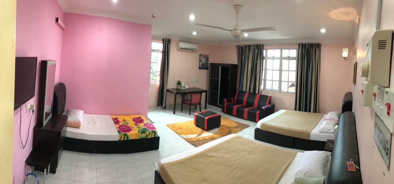 Mikraj Hotel Kampung Kuala Besut Exterior foto